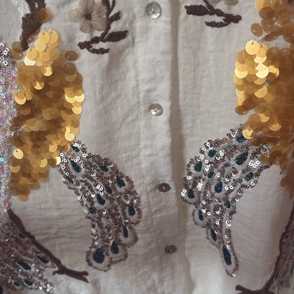 Classy and trendy Embroidered White top with a slip
On pants set - Picture 8 of 10